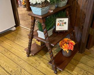 BARLEY TWIST PLANT STAND