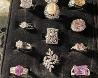 LADIES RINGS