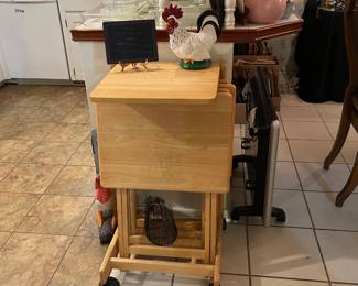 WOOD TV TRAYS