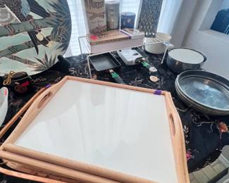 dinner trays