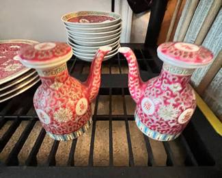 Chinese Mun Shou Chinese Porcelain dishware
