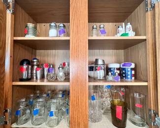 Salt and pepper shakers, mason jar glasses with handles