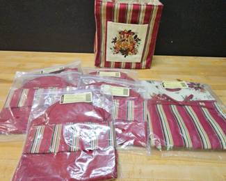 Longaberger Wine Carrier Liners 5 NWT  Two Fabric Gift Bags