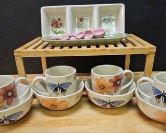Longaberger Botanical Fields Pottery Variety 