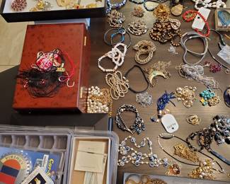 Boatload of Jewelry!!