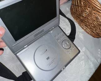 portable dvd