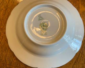 VERY NICE BOSTON FINE CHINA SET 