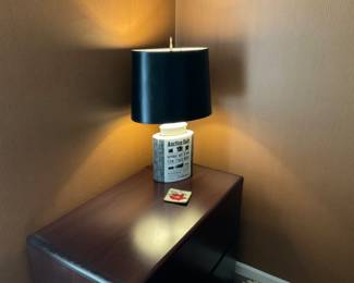 AUCTION SALE LAMP 