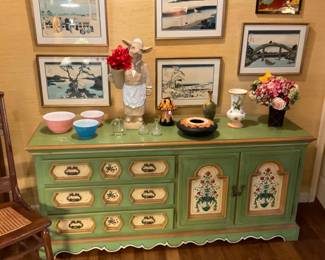 COLORFUL DRESSER