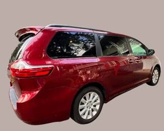 2016 Toyota Sienna Mini Van