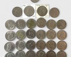 29 1971-1978 U.S. Eisenhower Half Dollar Coins
