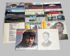 Lot of 26 Vintage Rock and Folk Vinyl Record LPs Christmas Van Morrison, Tom Rush, The Kingston Trio, Livingston Taylor, Peter Paul and Mary, Deodato 2 We Five and more

