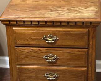 Nightstand 