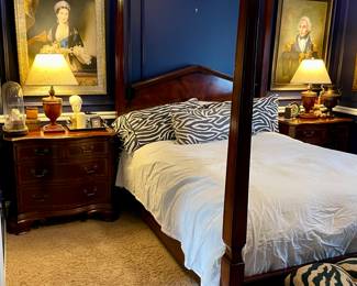 Ralph Lauren Post Bed Queen Size