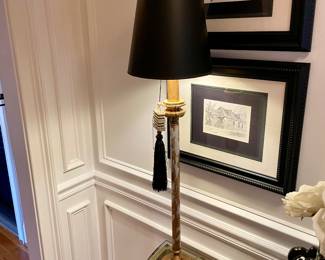 Lamps everywhere--many nice styles.