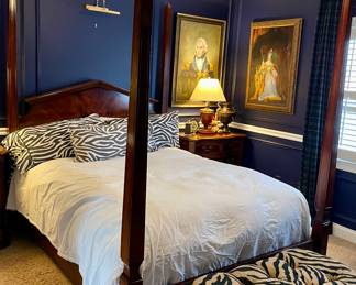 Ralph Lauren Post Bed Queen Size