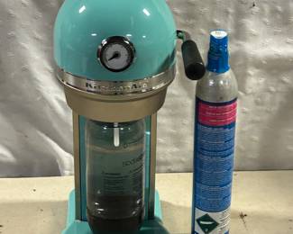 Seltzer Maker
