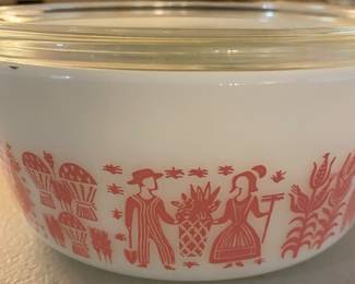 Rare Vintage Pink Amish 1 1/2 Pint Pyrex