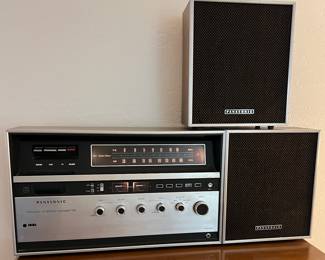 Vintage Panasonic AM/FM Stereo Cassette and it sounds great!