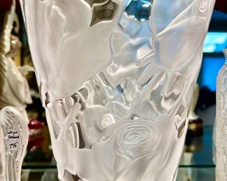 Scarce Large Lalique Rose vase, "Ispahan".