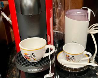 Nespresso Delonghi espresso machine