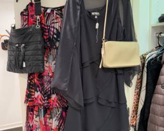 Women's Clothing Size M-XL with Brands such as: Frank Lyman, Itang Yunasz, Raincoat Lady, Lafayette 148, Terra, Bernardo, North Face, Lululemon, Athleta
Margaret Winters, Vince Camuto, Ela, Tommy Bahamas, Donna Degnan, Arc'Teryx, Hidesociety, Baggallini, MZ Wallace, Marc New York, Vince, Mycra