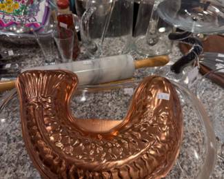 RPM Studios Blown Glass Plate Stand, Copper Fish Molds