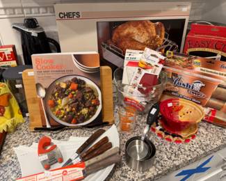 Slow cooker cookbook, Wood Handled Knives