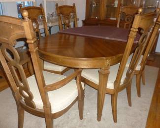 Dining Table w/6 chairs