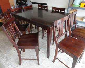 Broyhill Bistro height Table with 8 Chairs (perfect for Poker Night)