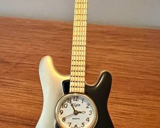 Elgin miniature guitar clock