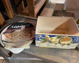 Calphalon pie plate & ceramic planter 