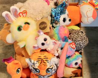 Stuffies- many new with tags that would be perfect for Christmas