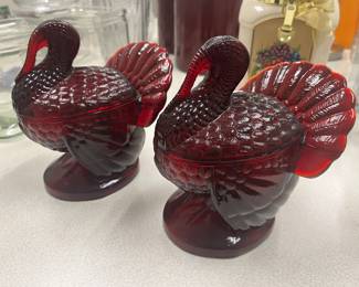 Six L.E. Smith vintage glass turkeys (see preceding photo for the others).