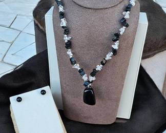 Onyx Necklace Earrings  Tested
