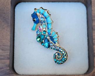  06 Seahorse With Colorful Stones Brooch