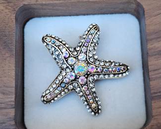 Starfish With Iridescent Stones Brooch