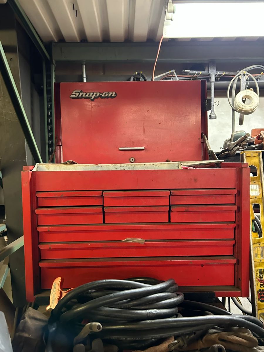 SNAP-ON TOOL BOX