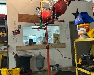 Dual Halogen Portable Ajustable Shop Light 