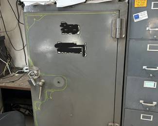 Vintage Heavy Duty Stand-up  Floor Safe on metal wheels 