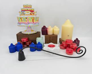 Lot - 28
PartyLite Set 3 - Celebration Birthday Cake w/ Cake Scented Candle