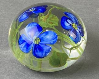 Lot 121 | Signed Richard Olma Paperweight 1983
