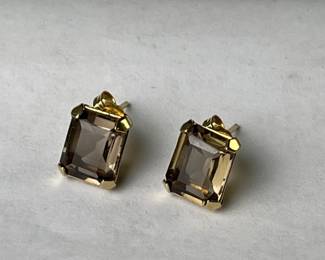 Lot 42 | 14K Gold & Citrine Stud Earrings
