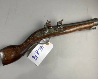 Lot 216 | Reproduction Firearm Non-Firing
