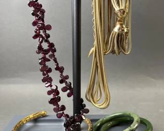 Lot 171 | Jade Bangles Dauplaisse Amethyst & More
