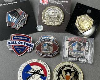 Lot 135 | Hall of Fame Pins & Medals
