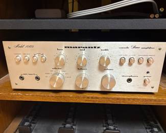 MARANTZ 1060 AMP