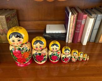RUSSIAN DOLLS 