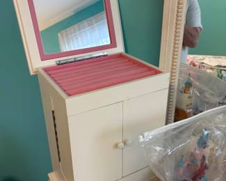 JEWELRY BOXES
