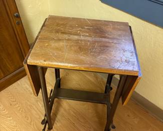 VINTAGE TYPEWRITER STAND